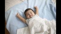 如何有效防止宝宝睡觉时踢被子？