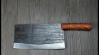 为什么家里的菜刀用几天就钝了，而餐馆厨师的刀总是很锋利？