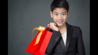 儿子今年高三18岁，学校举行成人礼送什么礼物比较有意义？