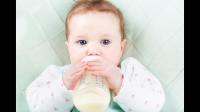 请问37个月的孩子喝奶粉还是纯牛奶好？