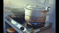 一瓶煤气136元，一度电1元钱，用电磁炉做饭和用煤气灶做饭比，哪个便宜？