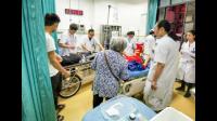 临床学医女生成绩普遍比男生好但是医院里男医生多是为什么？