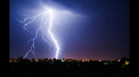 孩子问「为什么下雨的时候会打雷，而下雪的时候就不打雷呢？」，如何解释？