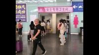 如何看待四川大学改男厕为女厕并禁止男生发放纸尿裤？